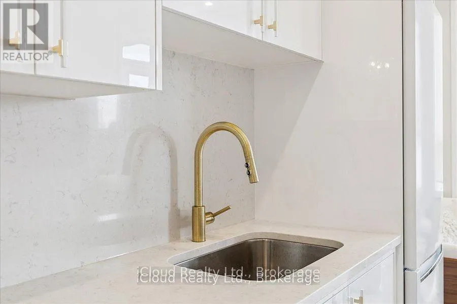 101 - 3285 CARDING MILL TRAIL