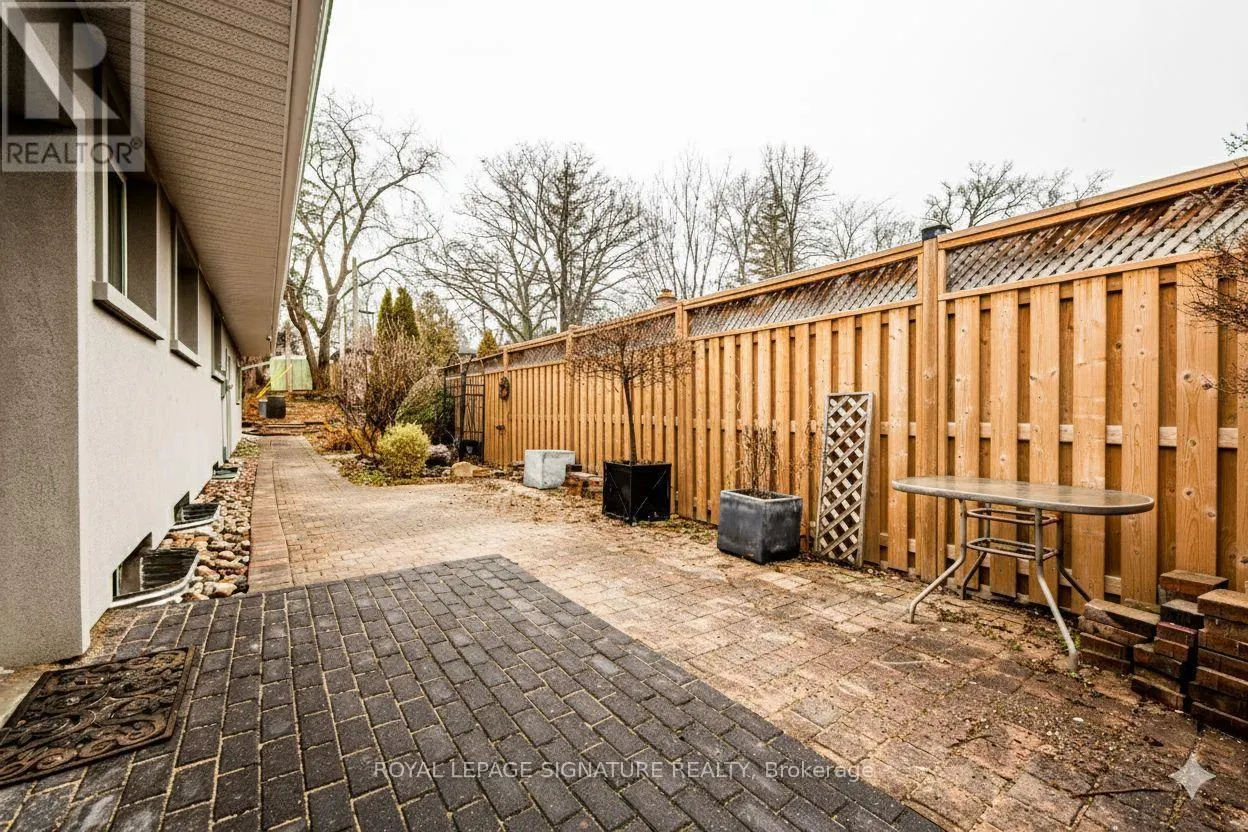 LOWER - 1205 GAINSBOROUGH DRIVE