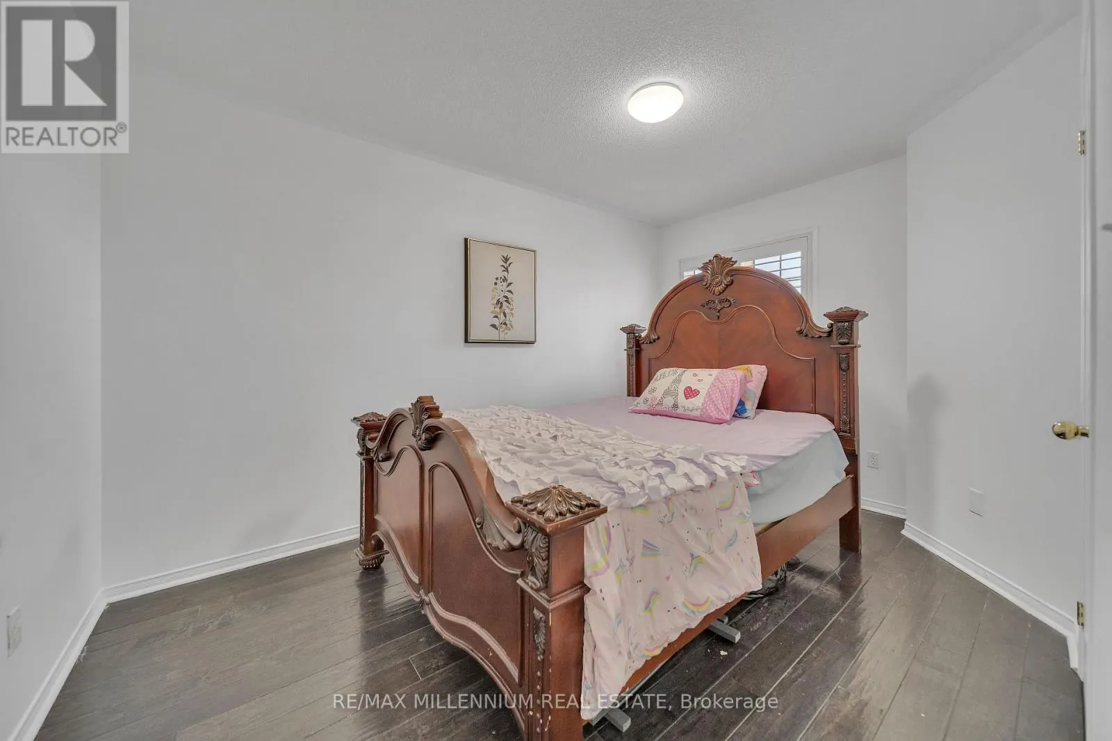 86 COOKVIEW DRIVE