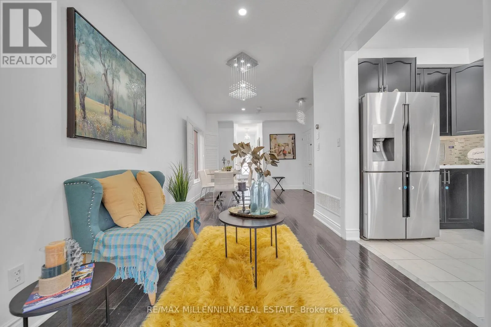 86 COOKVIEW DRIVE