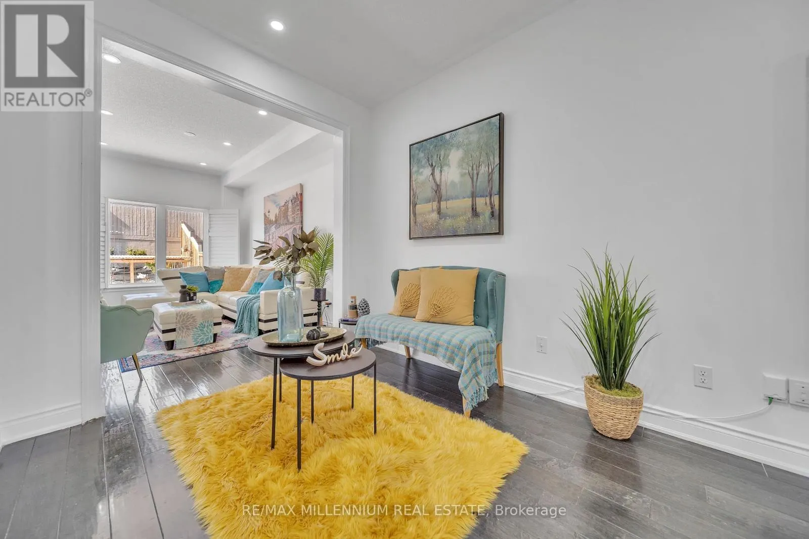 86 COOKVIEW DRIVE