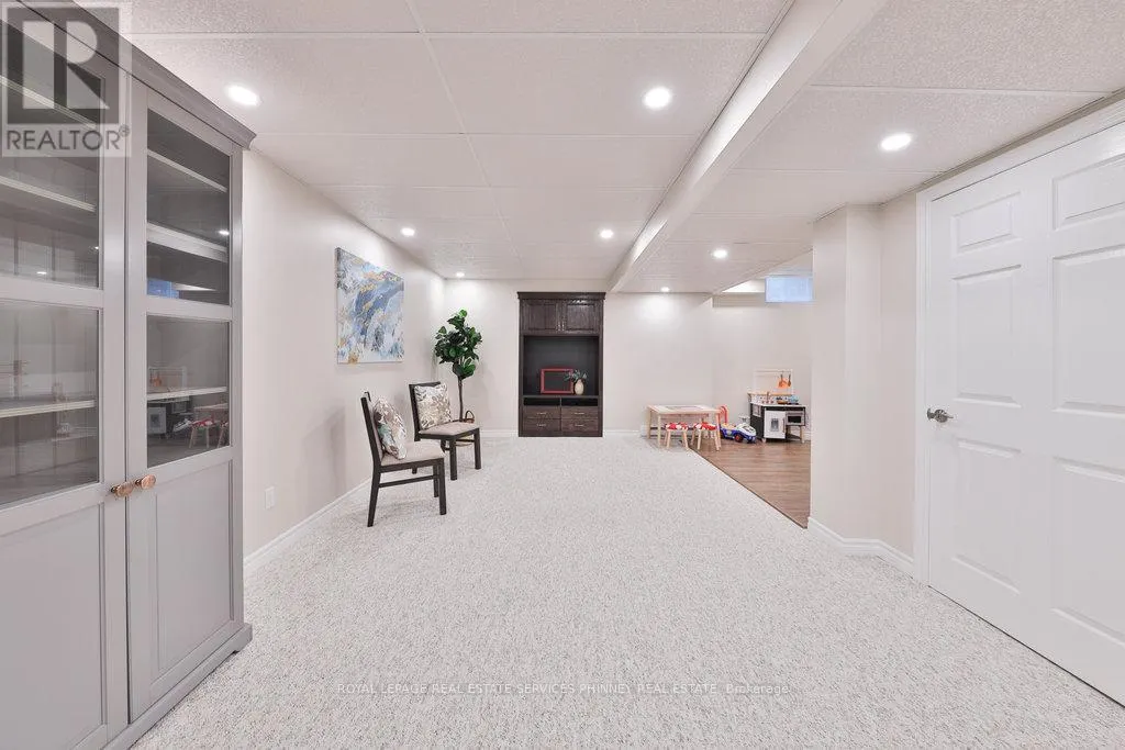 1212 GRACE DRIVE