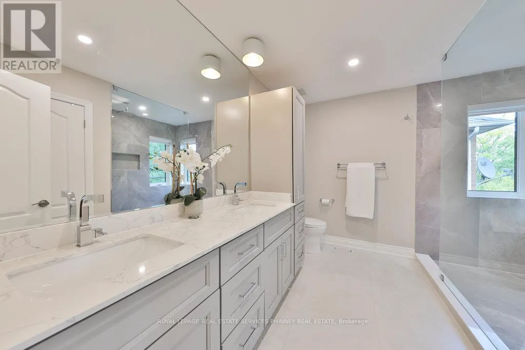 1212 GRACE DRIVE