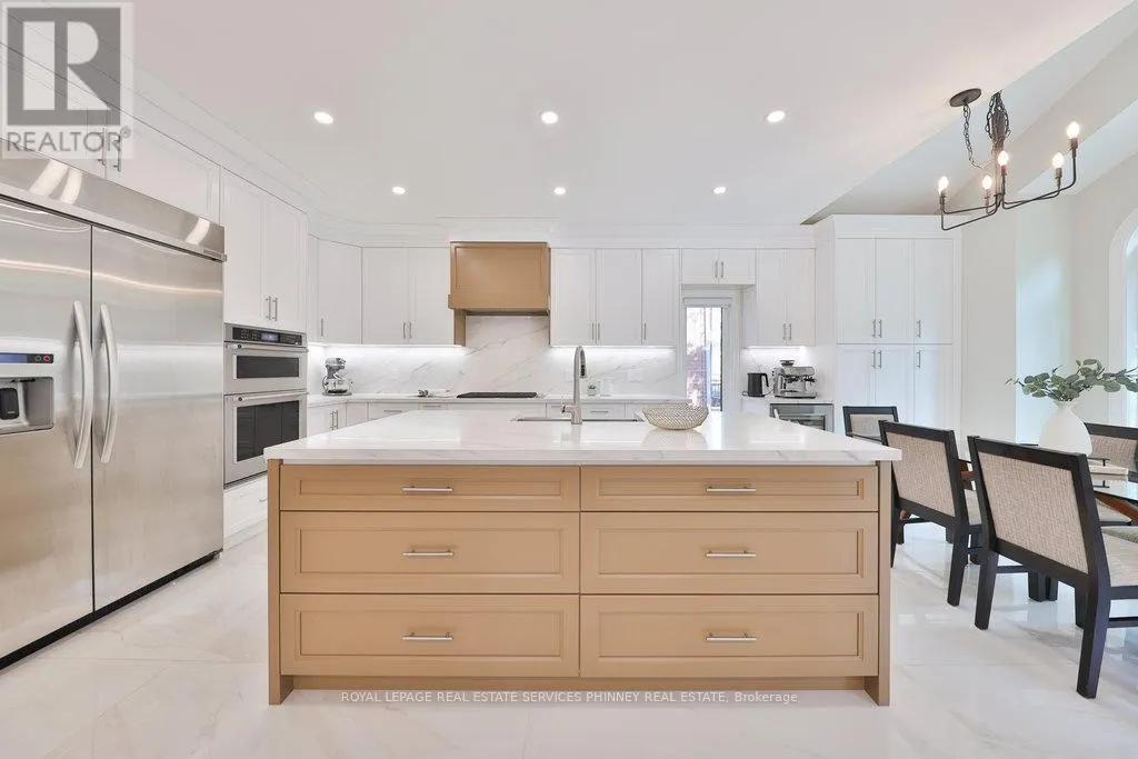 1212 GRACE DRIVE