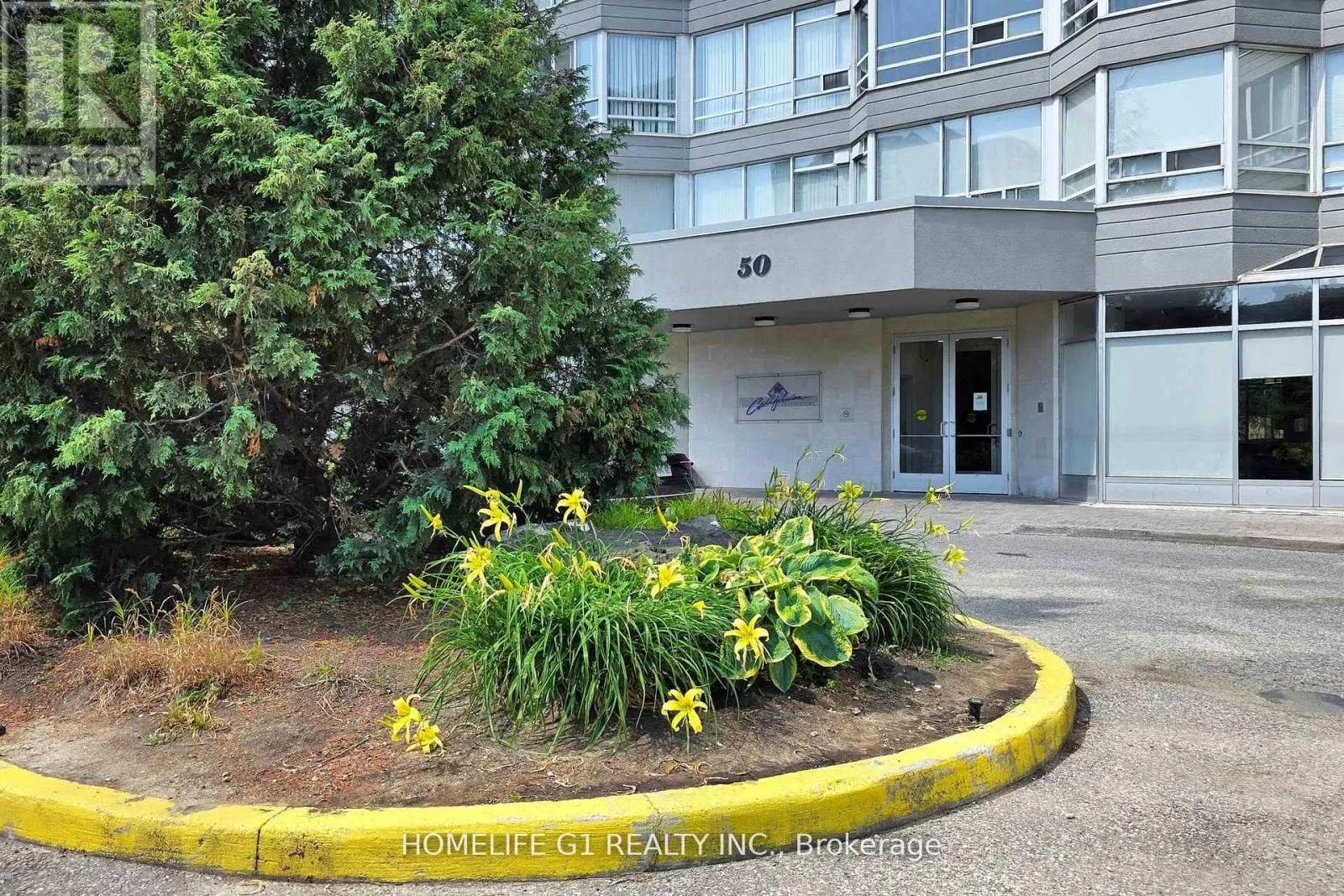 1111 - 50 KINGSBRIDGE GARDEN CIRCLE