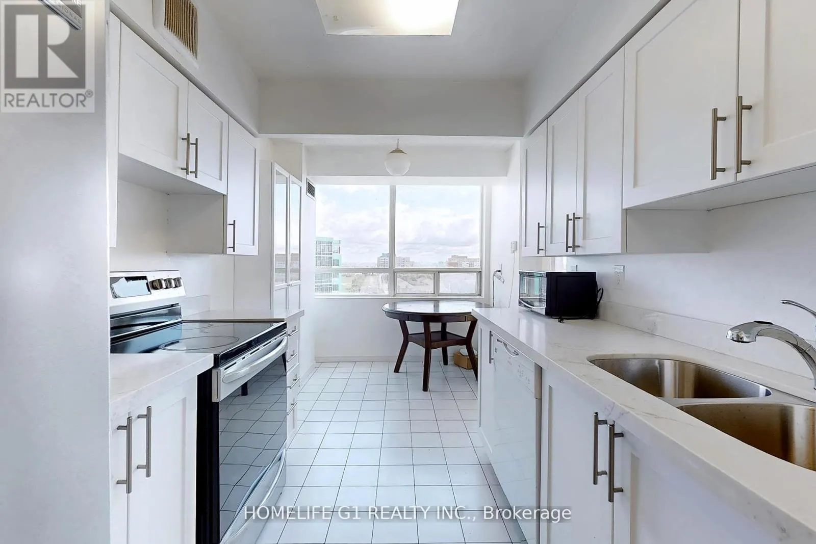 1111 - 50 KINGSBRIDGE GARDEN CIRCLE