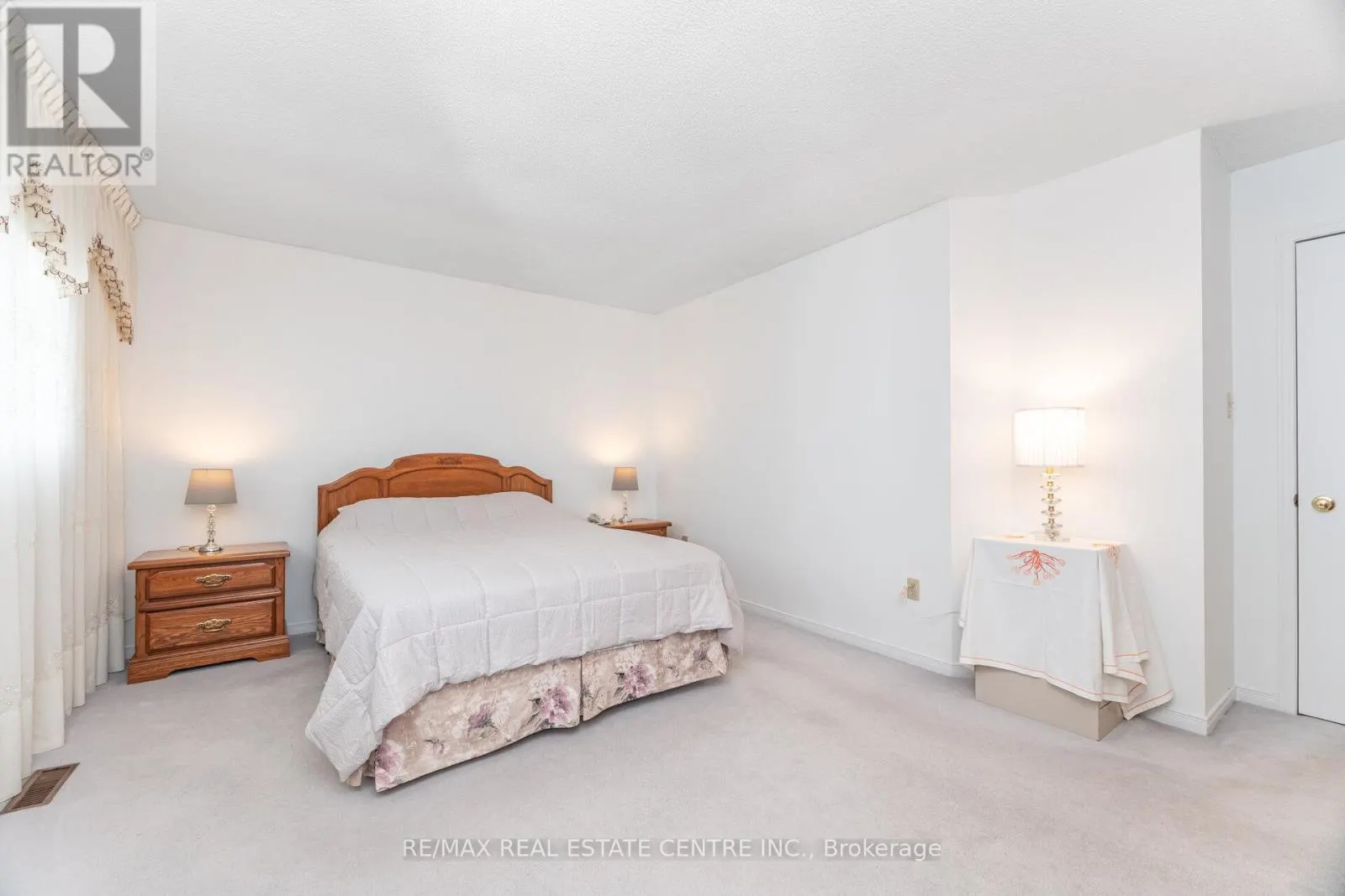 5113 PALOMAR CRESCENT
