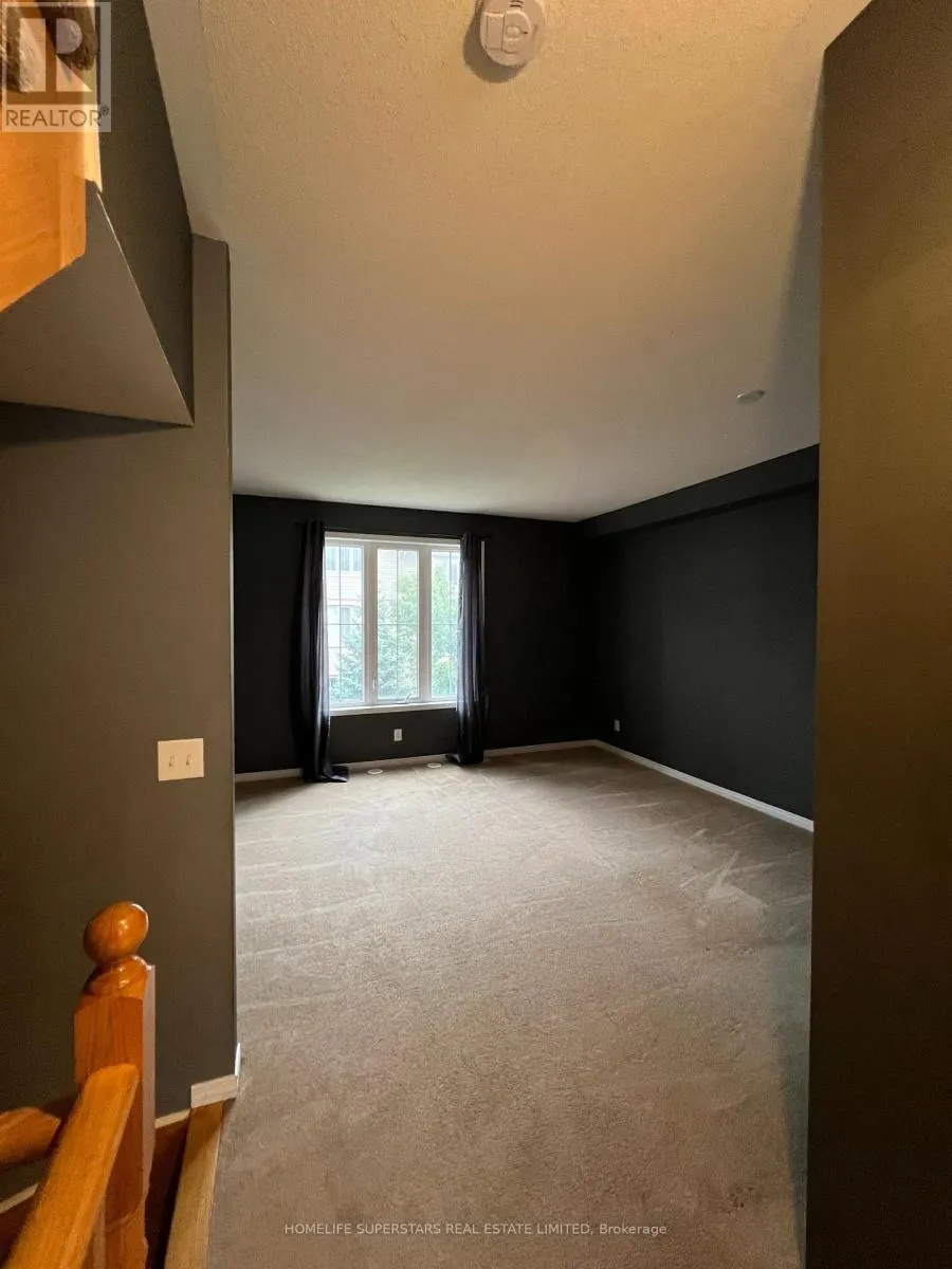 7 BERGAMONT ROAD
