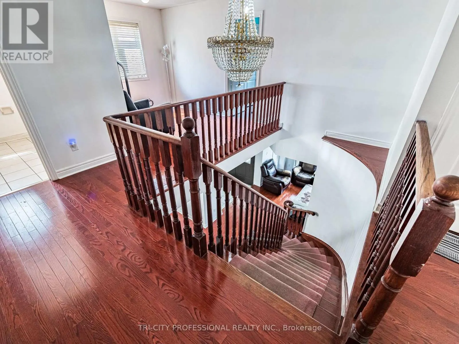 26 TANGLERIDGE BOULEVARD