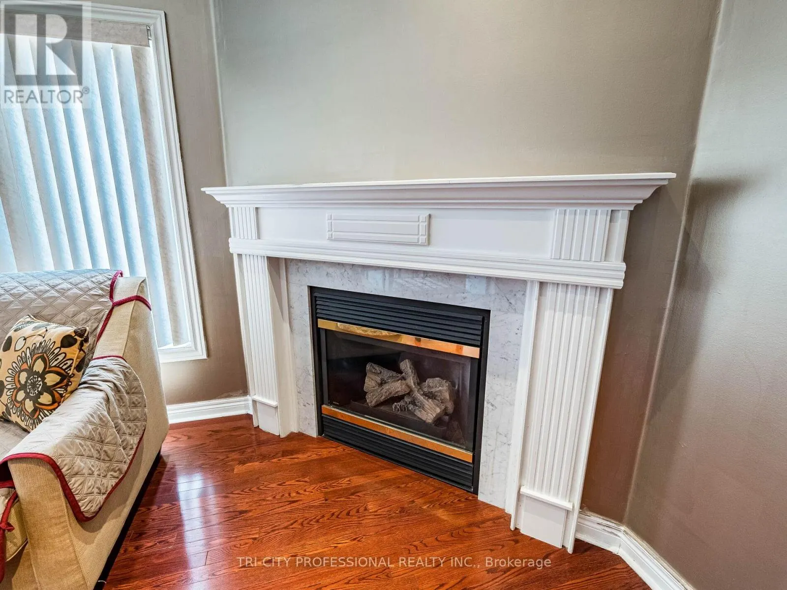 26 TANGLERIDGE BOULEVARD