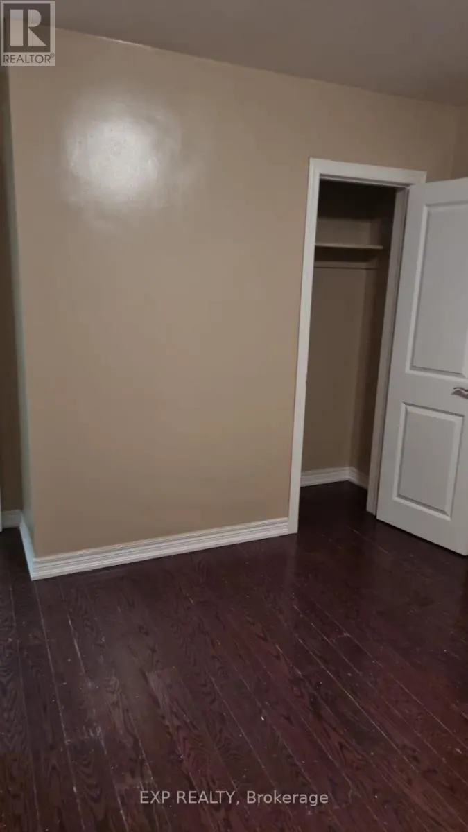 2ND FLR - 841 RUNNYMEDE ROAD