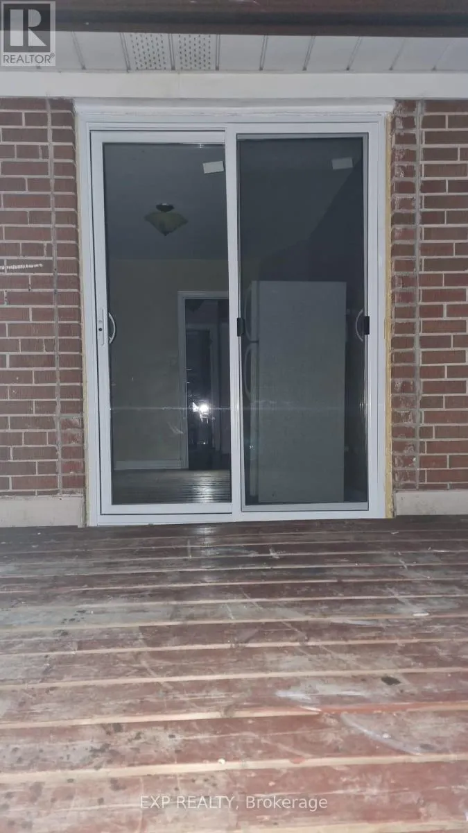 2ND FLR - 841 RUNNYMEDE ROAD