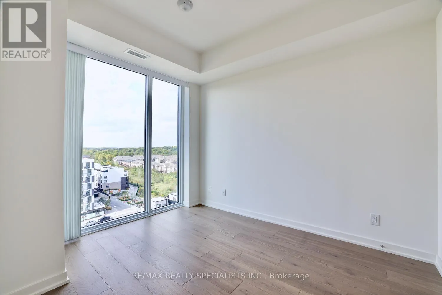 1106 - 3079 TRAFALGAR ROAD