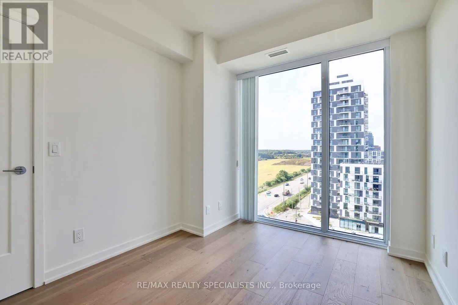 1106 - 3079 TRAFALGAR ROAD