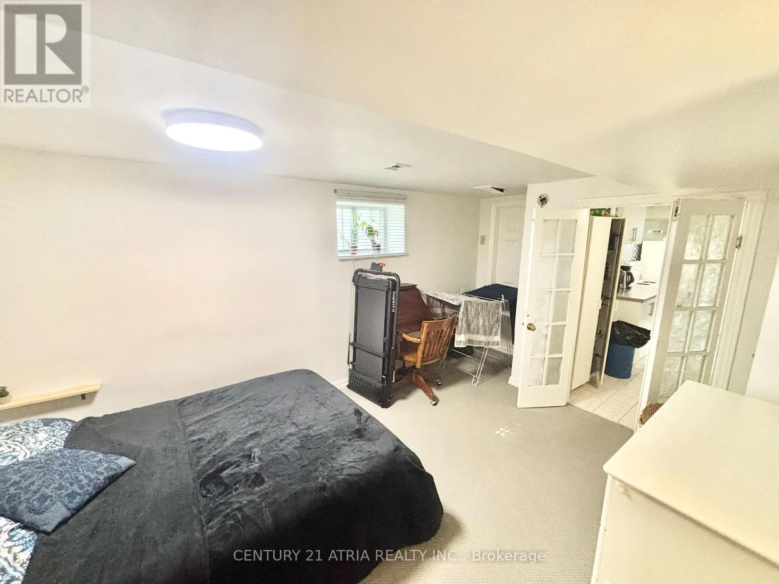 442 RUNNYMEDE ROAD