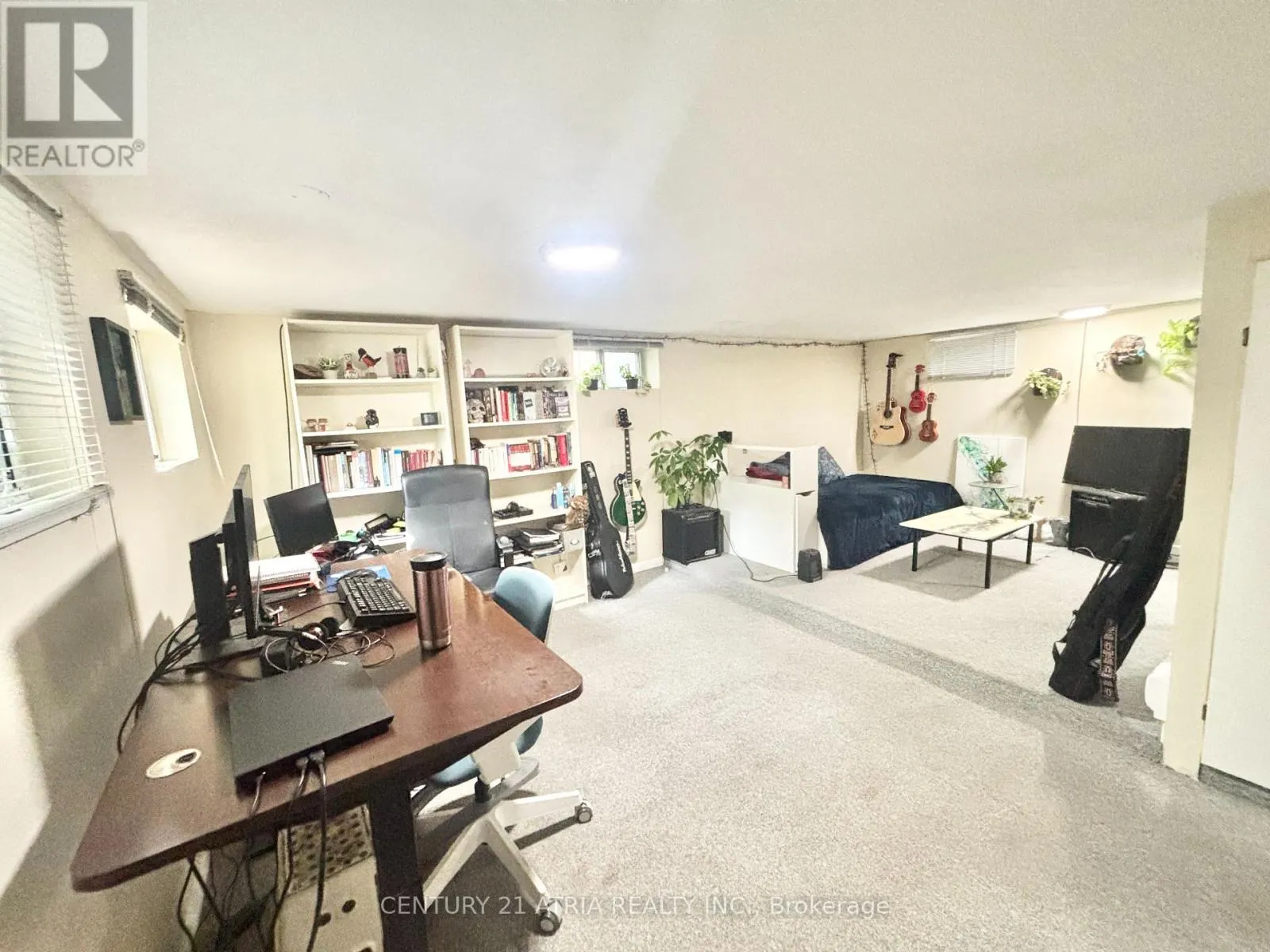442 RUNNYMEDE ROAD