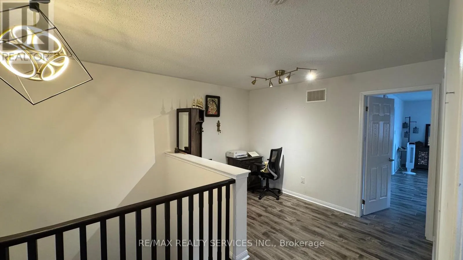 1009 TIMMER PLACE