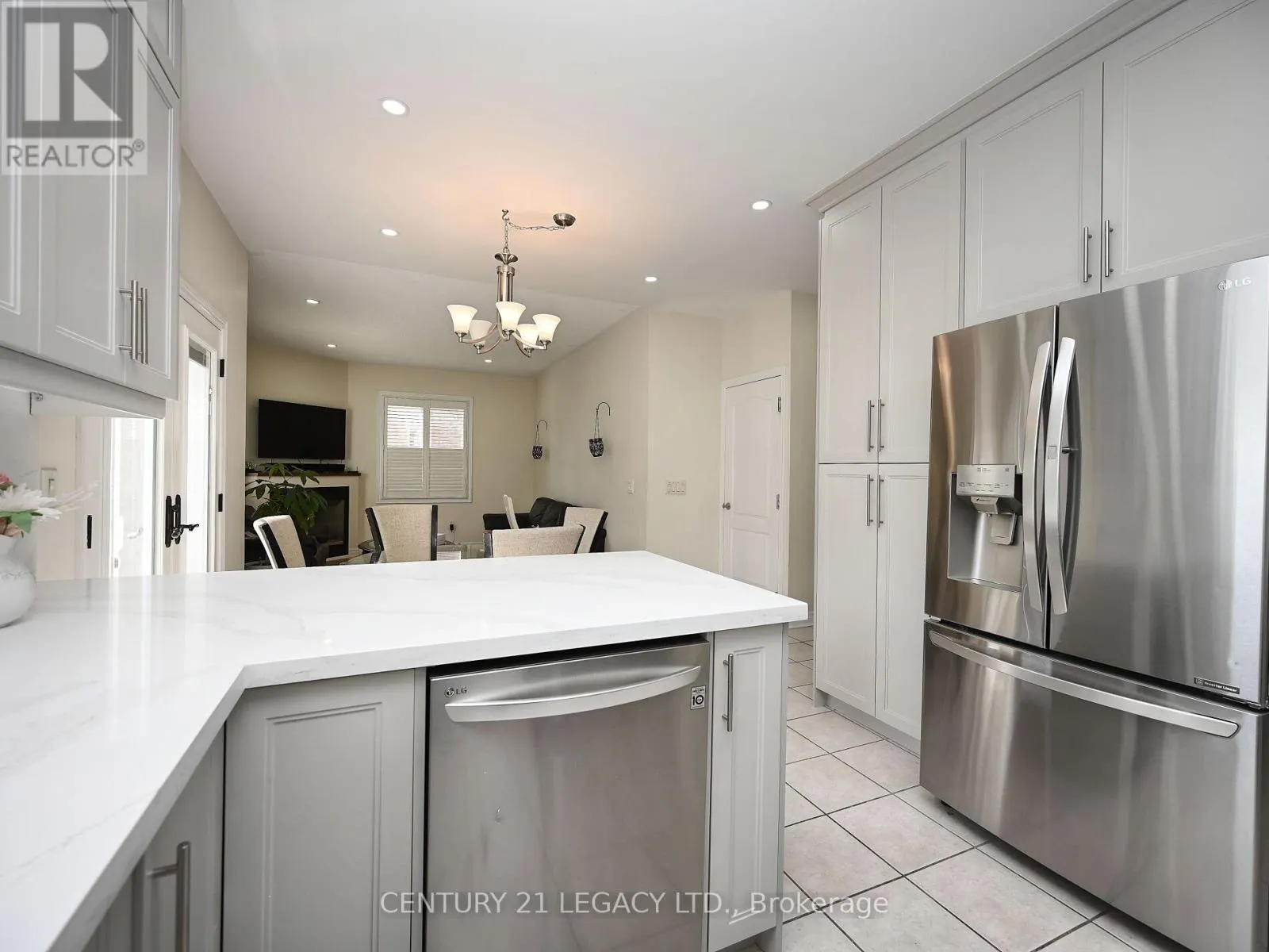 3 BOWSFIELD DRIVE