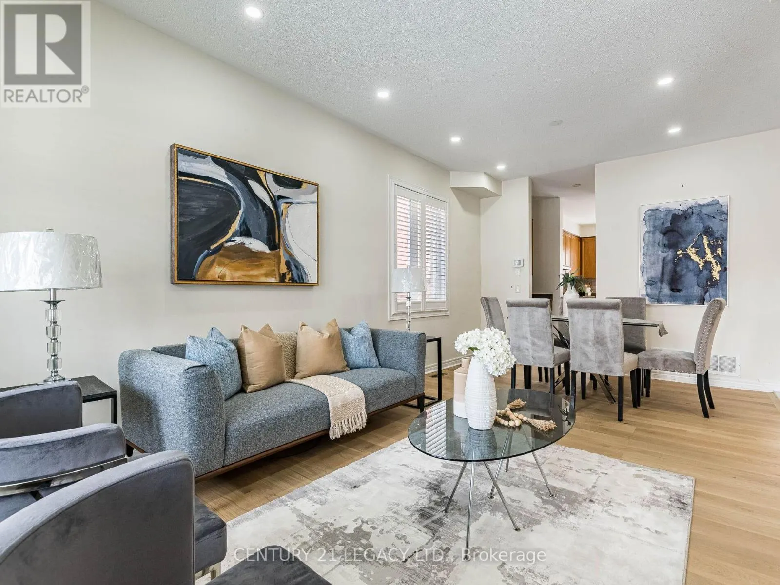 3 BOWSFIELD DRIVE