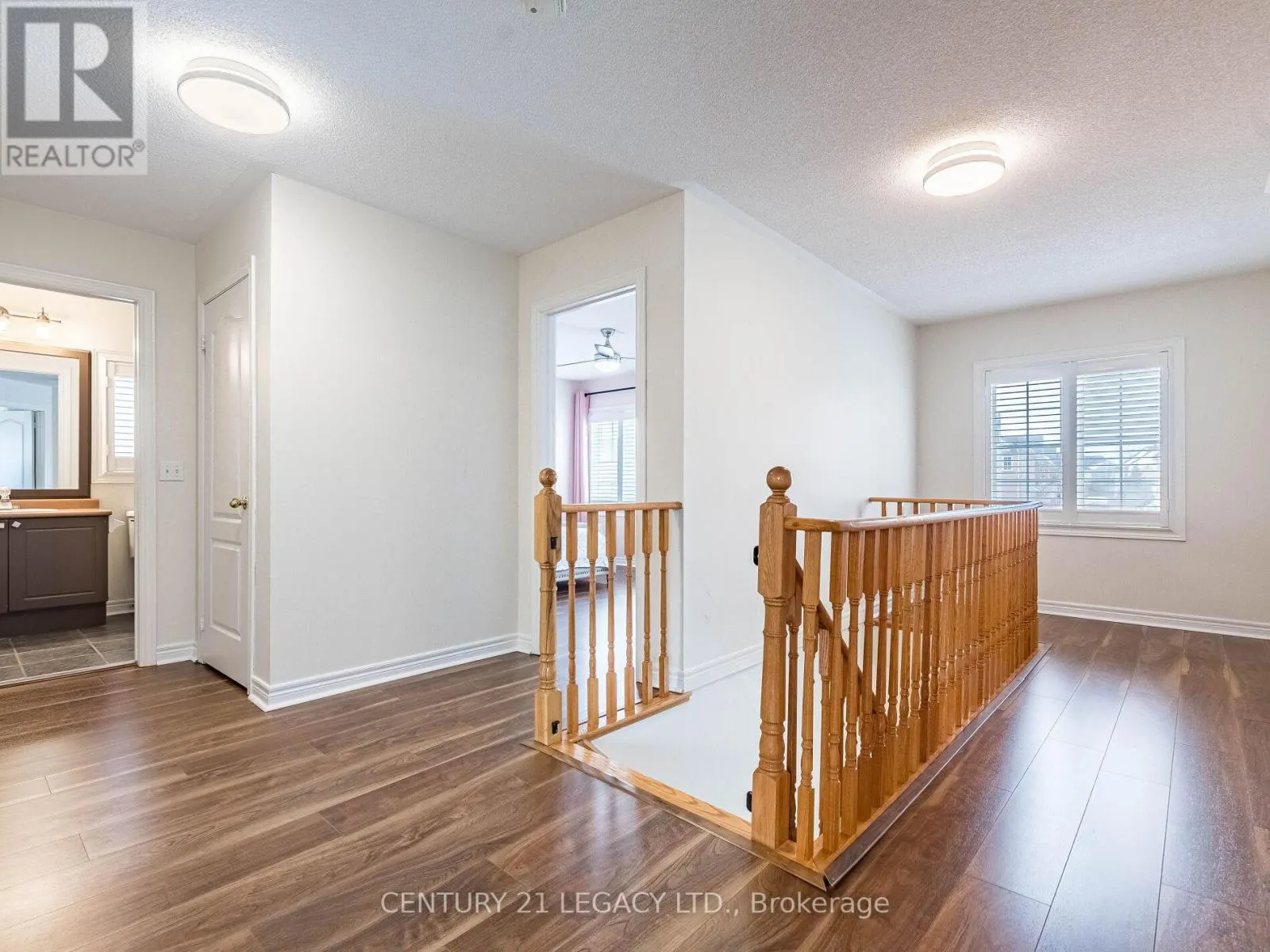 3 BOWSFIELD DRIVE