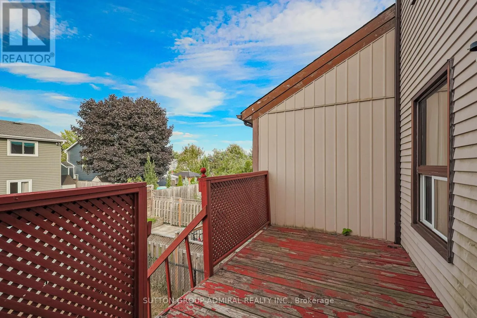 38 MACASSA COURT