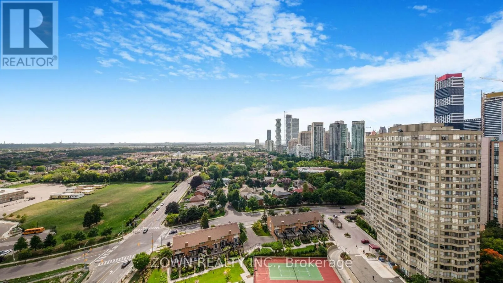 805 - 55 ELM DRIVE W
