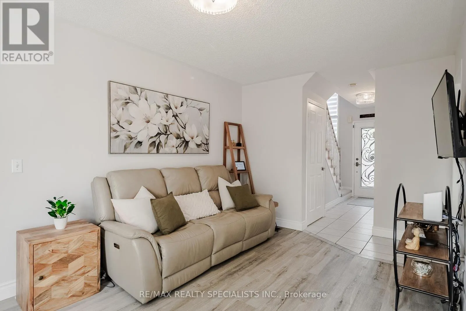 250 - 9800 MCLAUGHLIN ROAD
