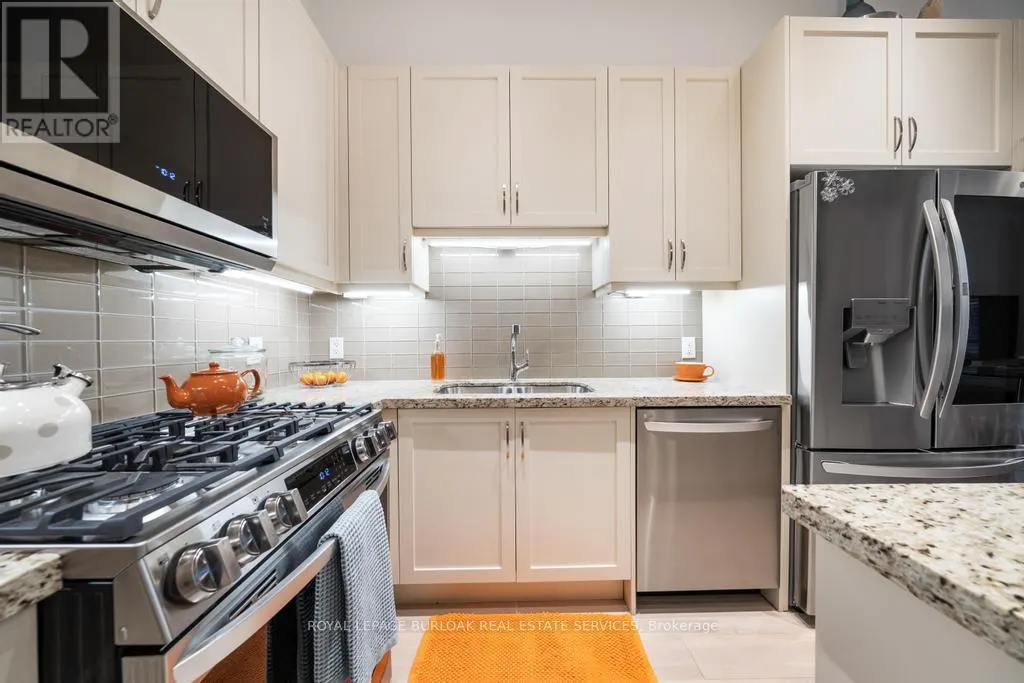 103 - 11 BRONTE ROAD