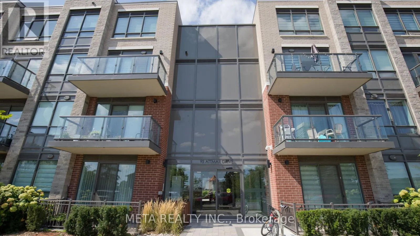 112 - 95 ATTMAR DRIVE