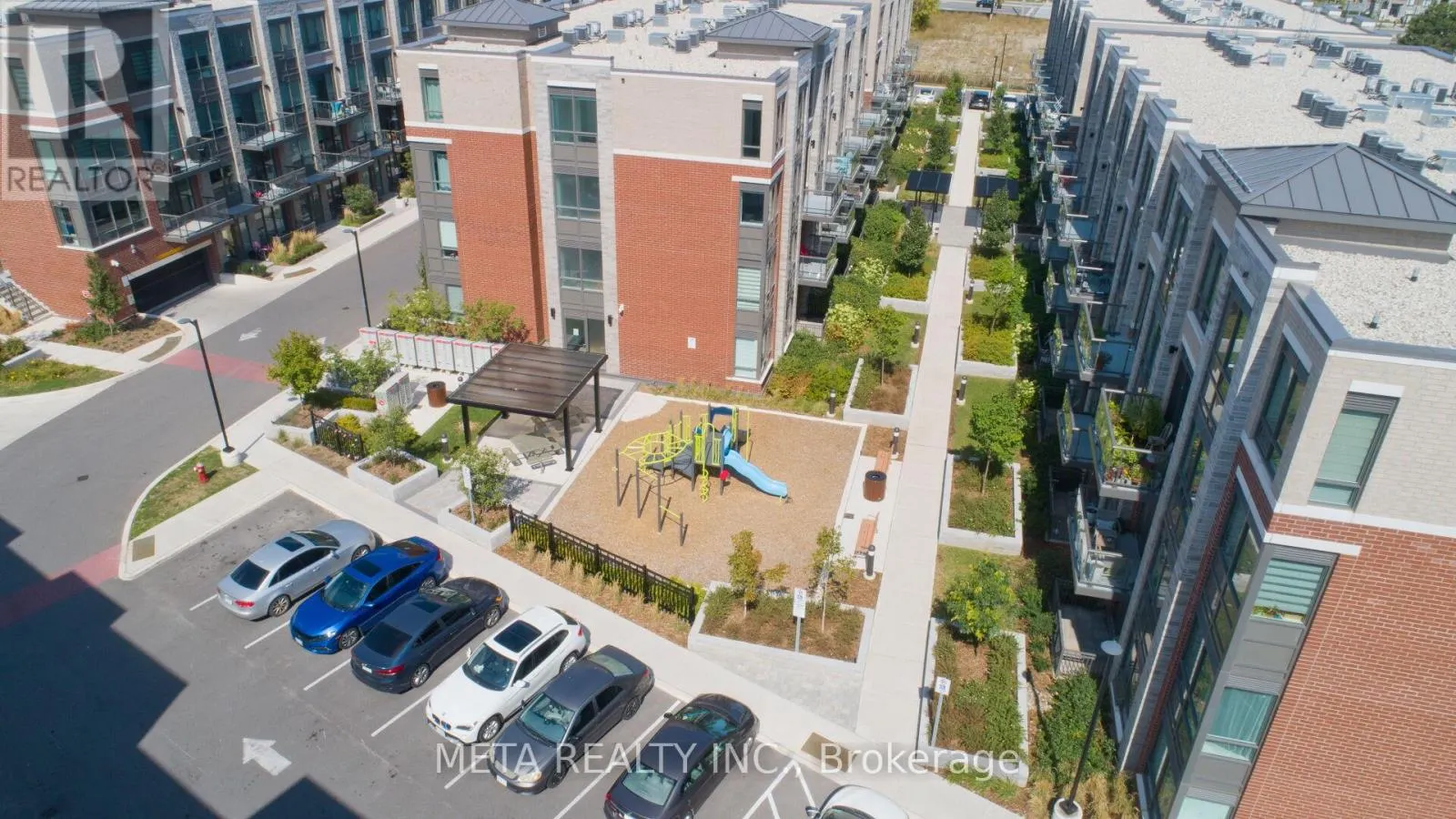 112 - 95 ATTMAR DRIVE