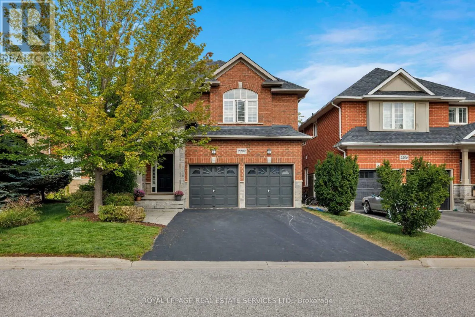 2202 BROOKHAVEN CRESCENT