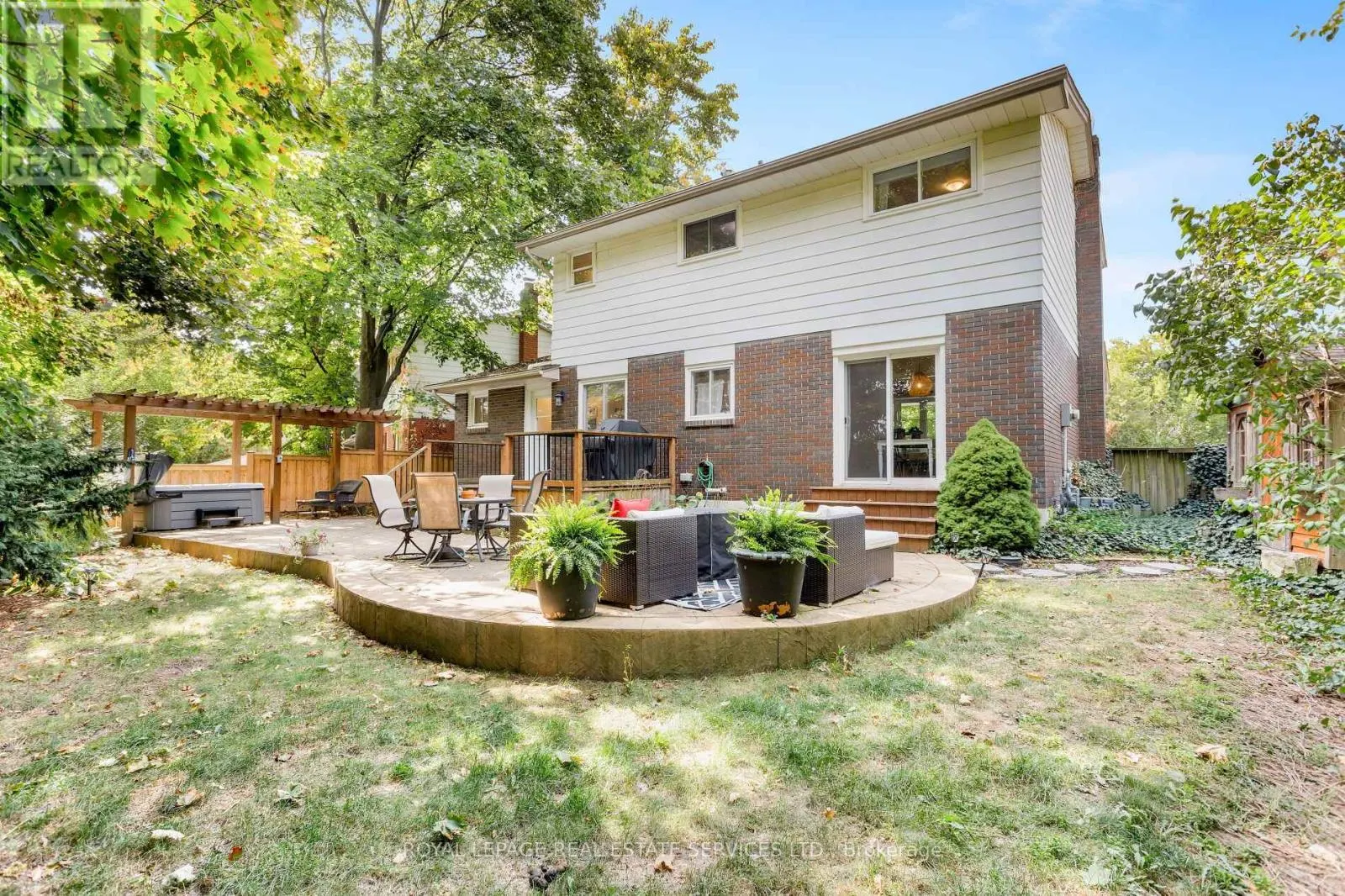 2430 REDFERN ROAD