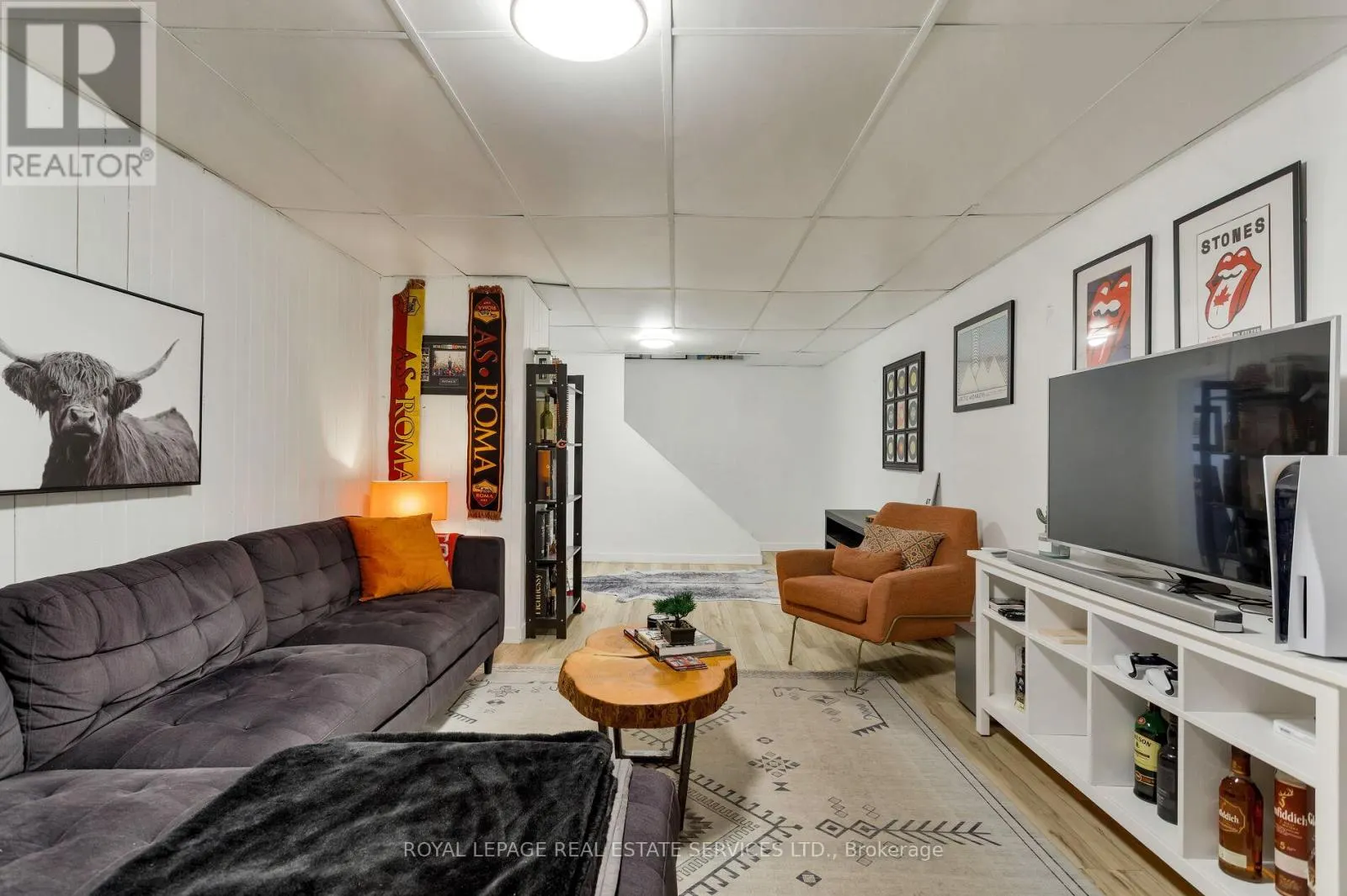 2430 REDFERN ROAD