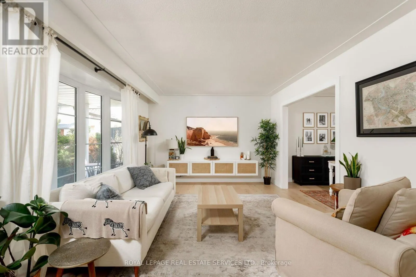2430 REDFERN ROAD