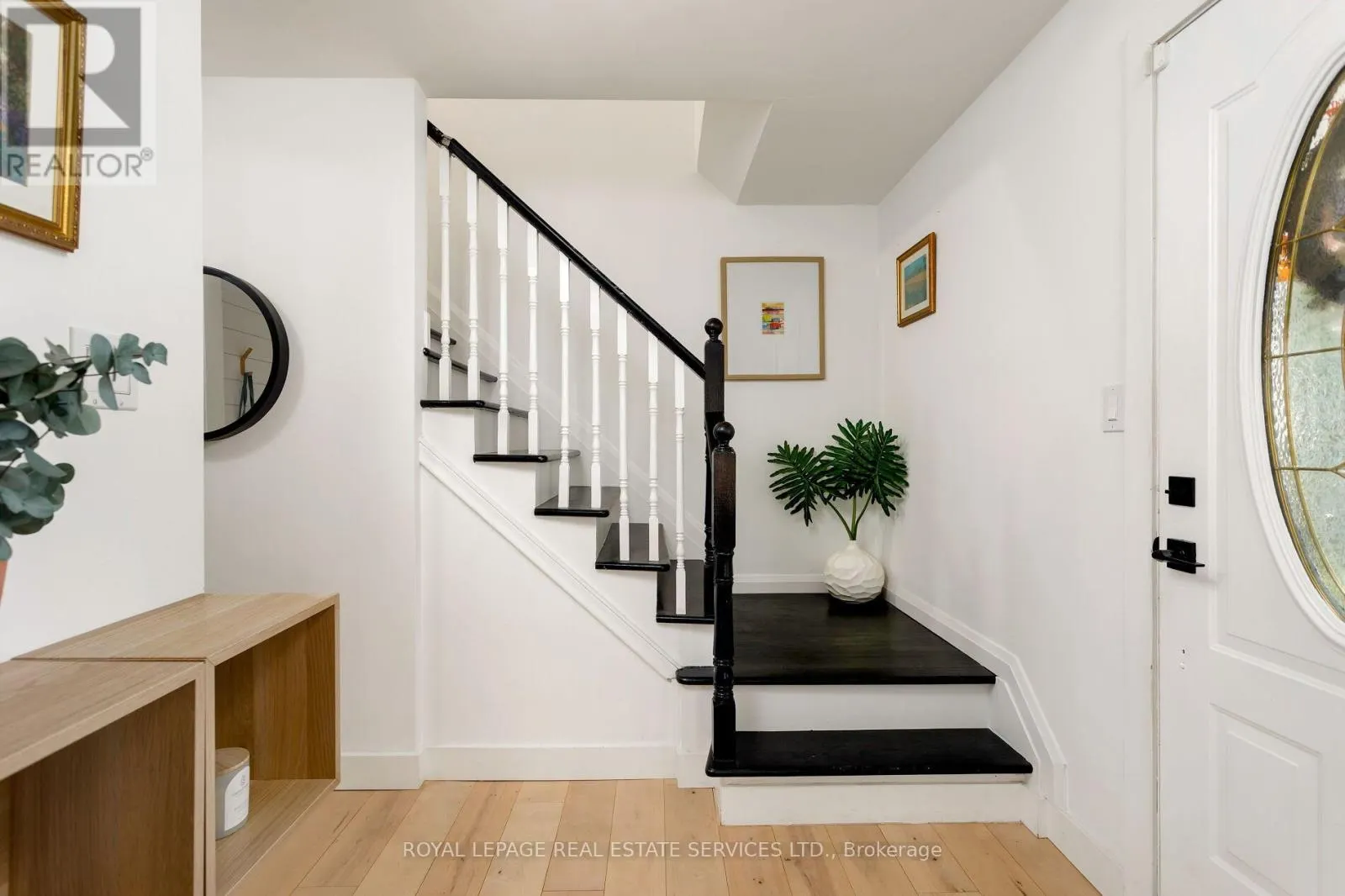2430 REDFERN ROAD