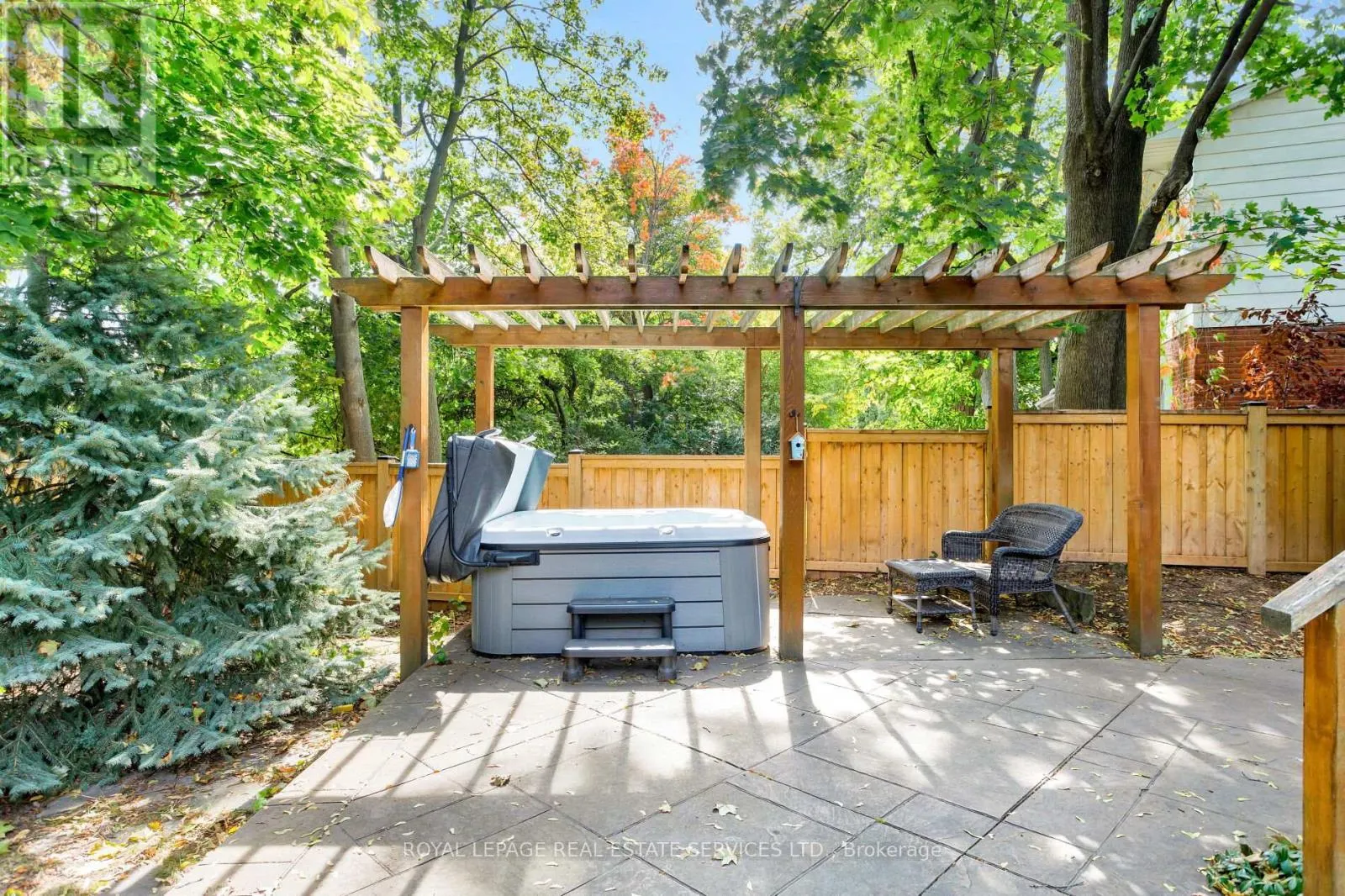 2430 REDFERN ROAD