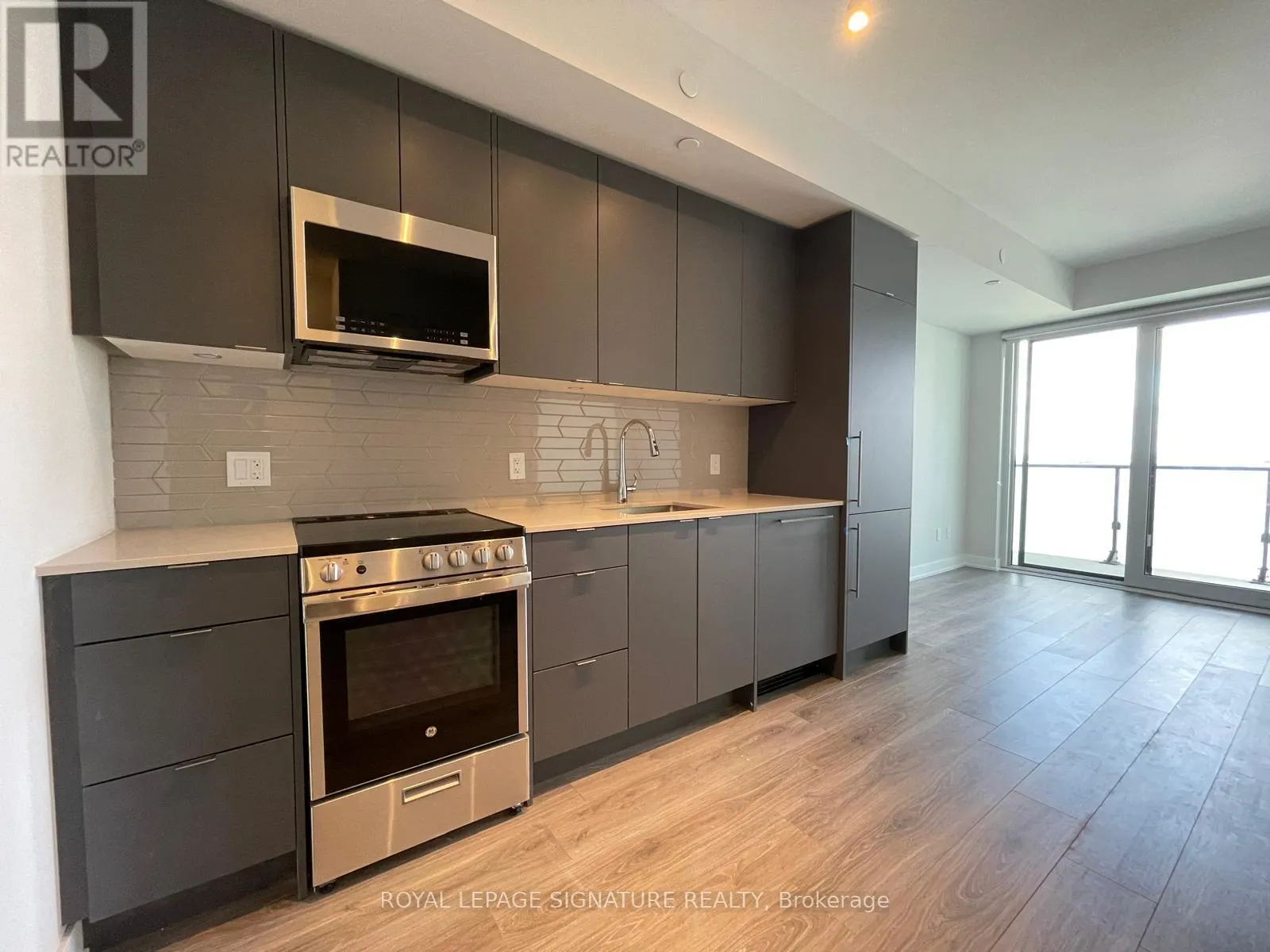 1803 - 4130 PARKSIDE VILLAGE DRIVE