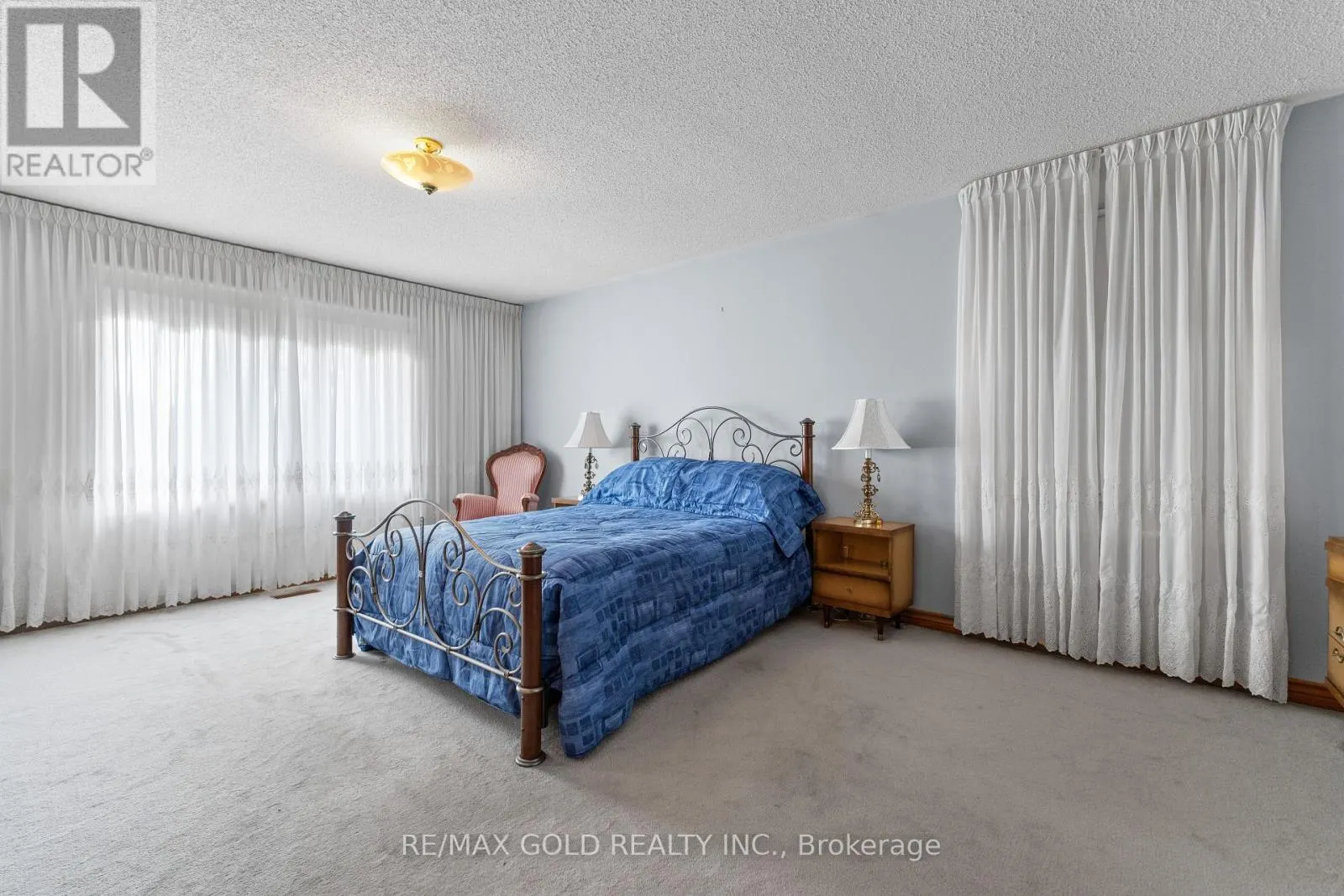 8 RYCKMAN LANE