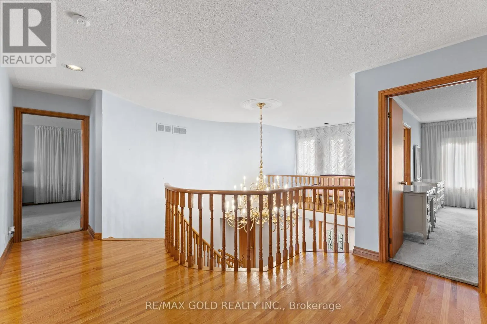 8 RYCKMAN LANE