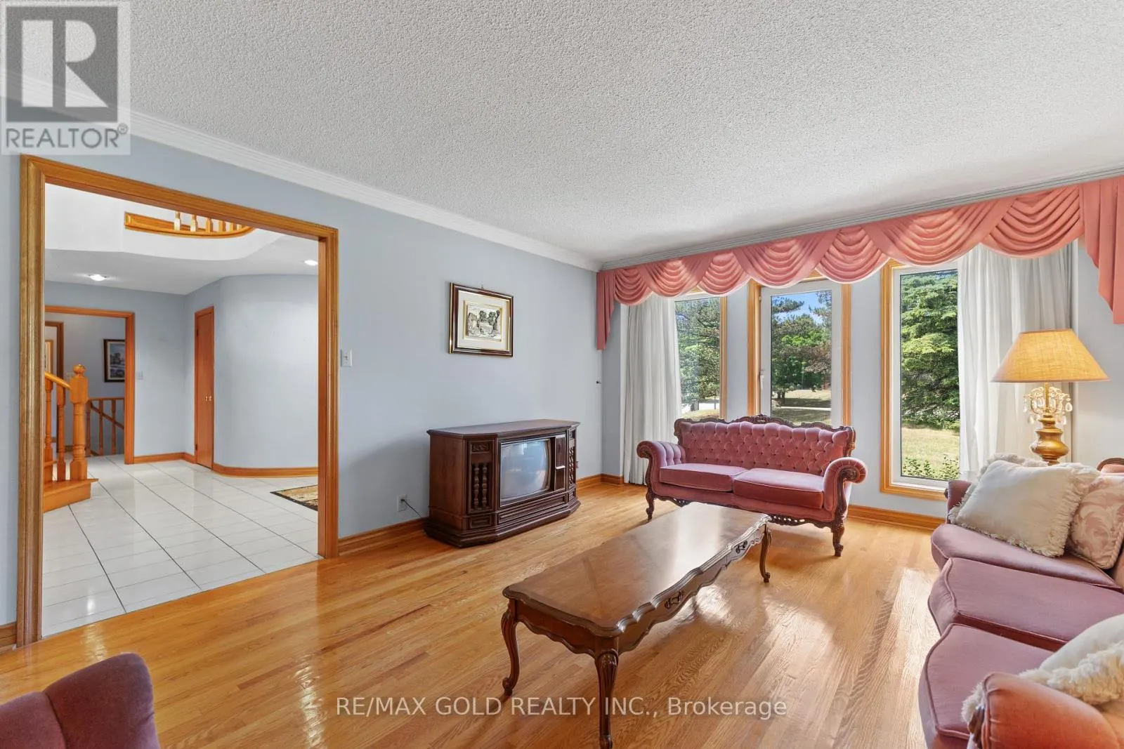 8 RYCKMAN LANE