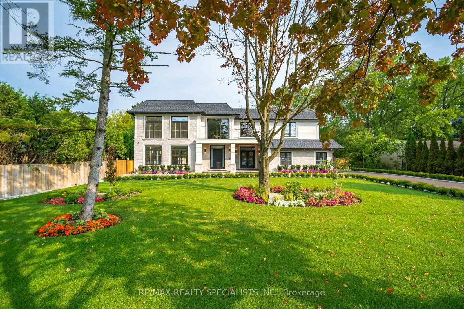 2014 LAKESHORE ROAD W