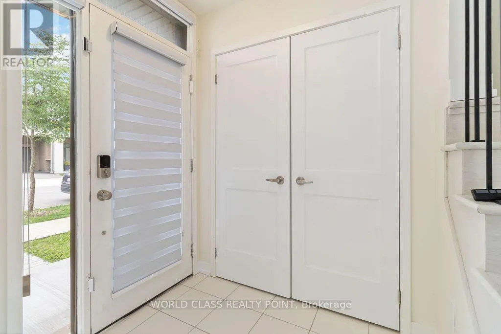 3192 MINTWOOD CIRCLE