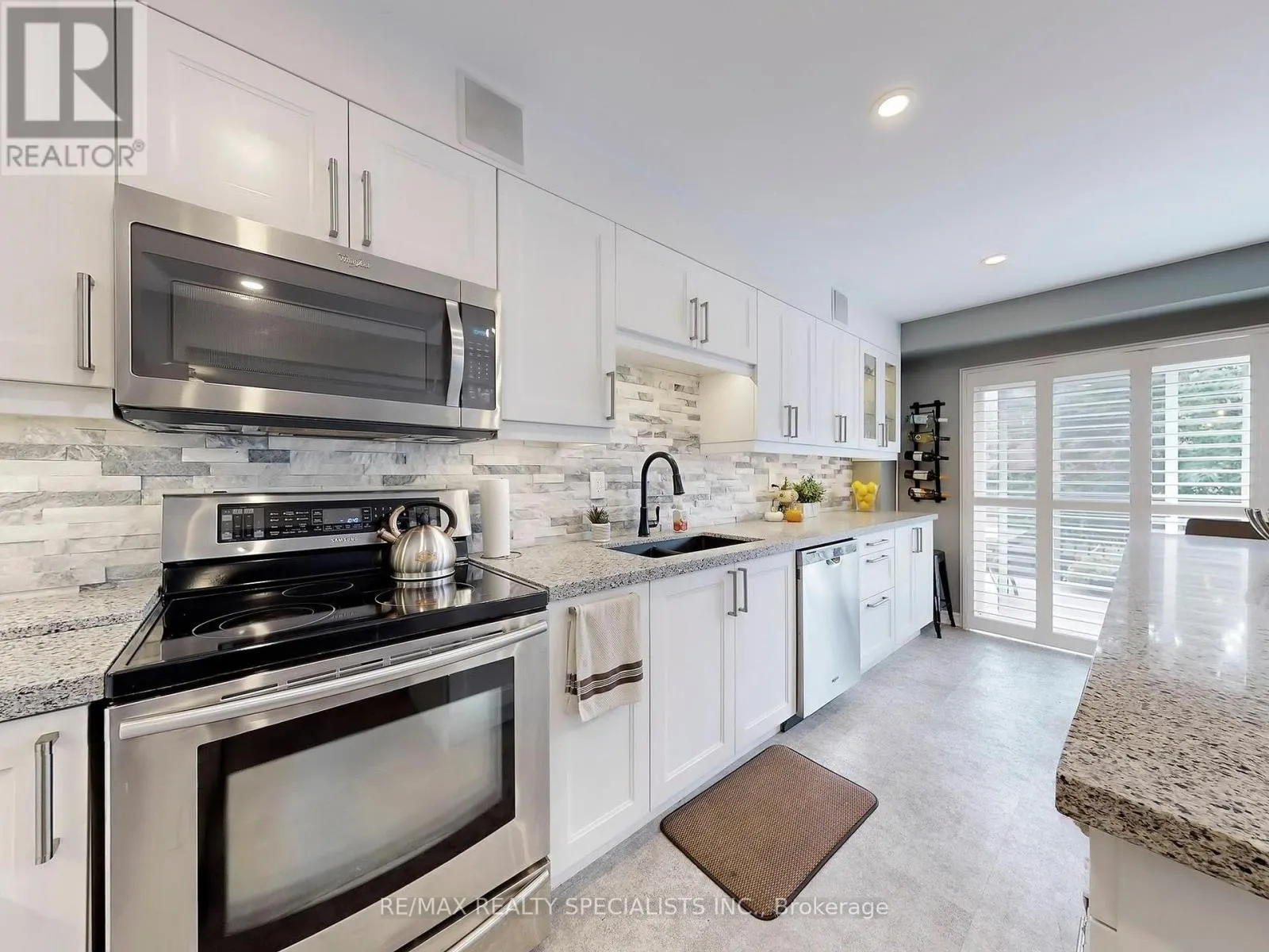 1166 COSTIGAN ROAD