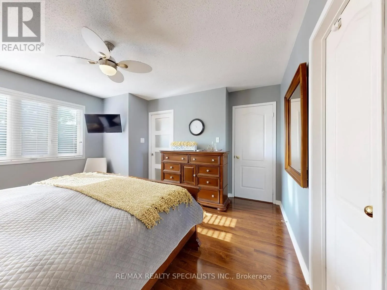 1166 COSTIGAN ROAD