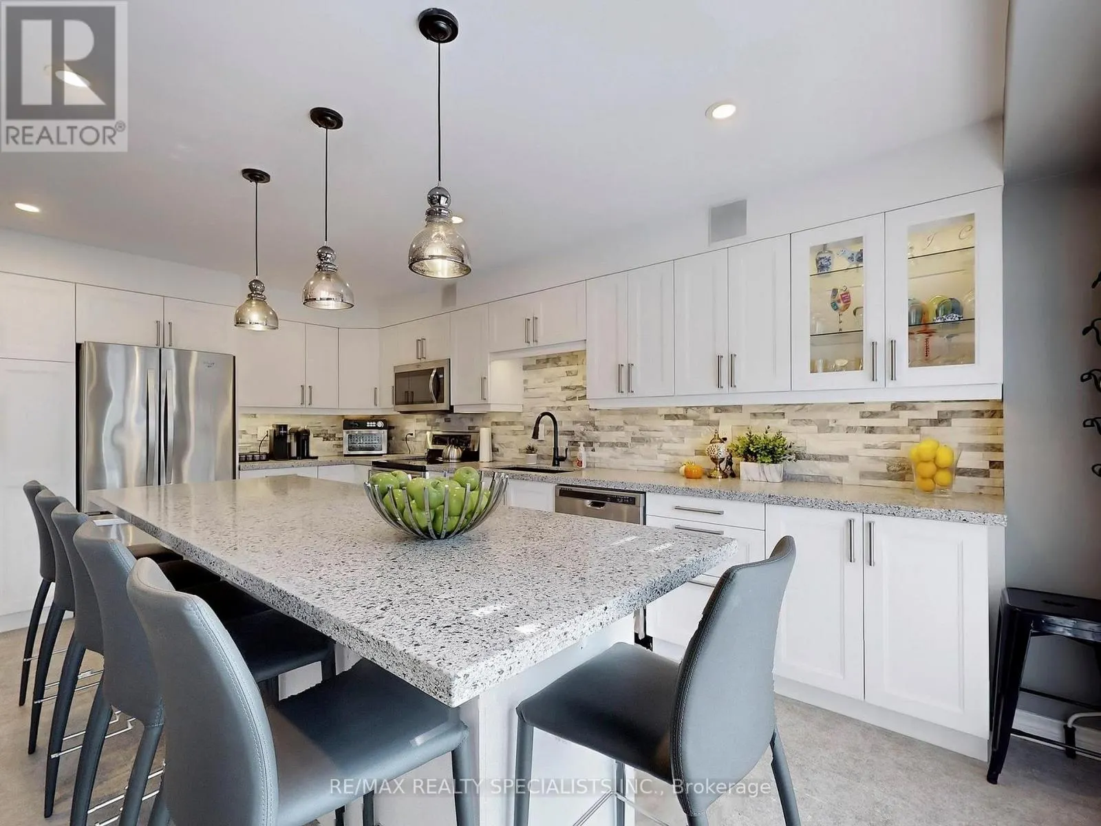 1166 COSTIGAN ROAD