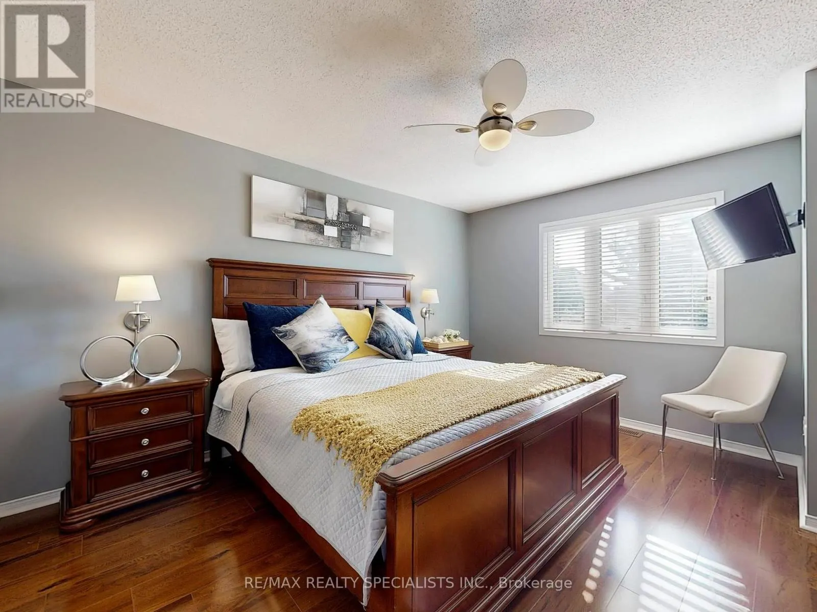1166 COSTIGAN ROAD