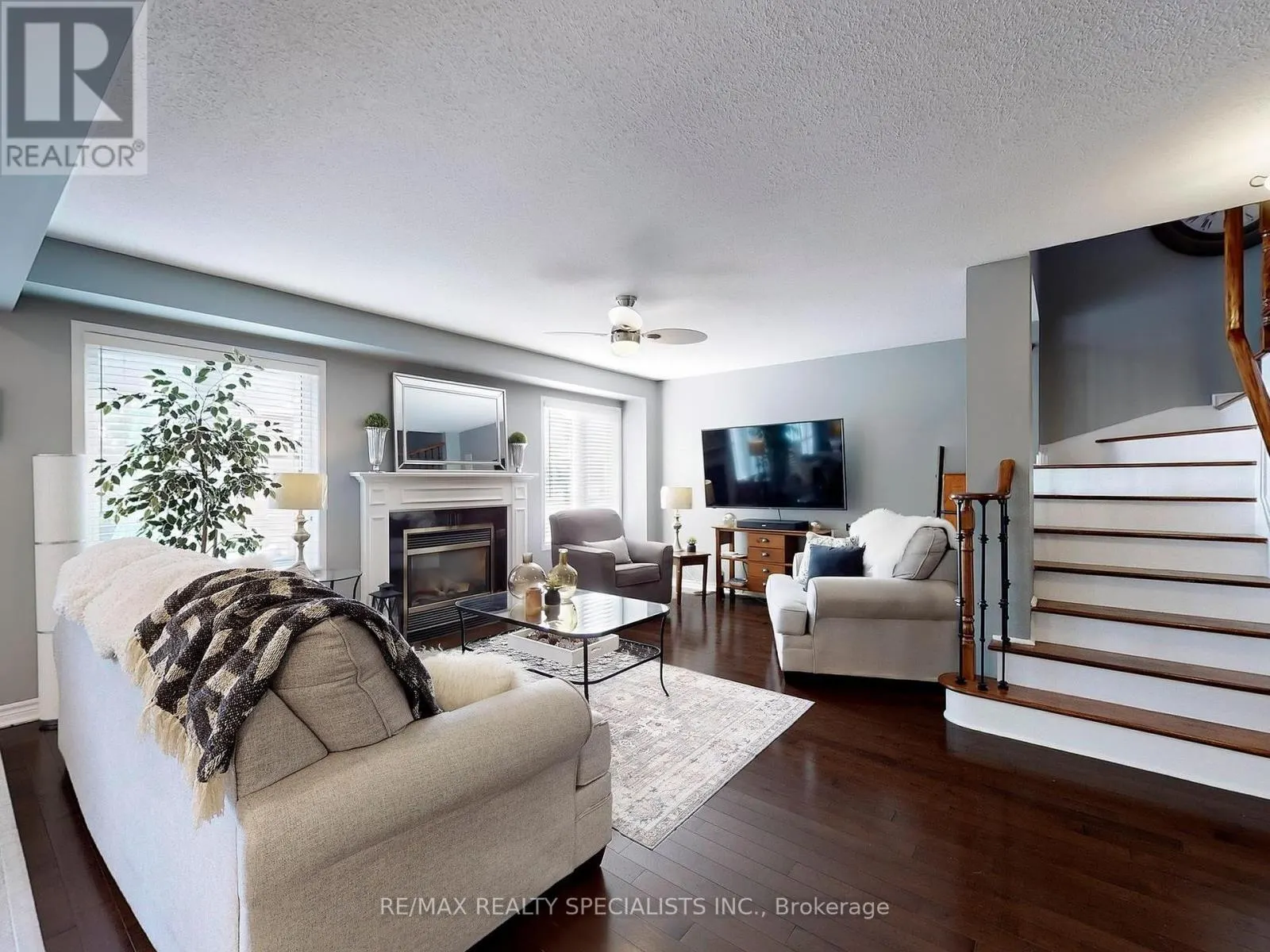 1166 COSTIGAN ROAD