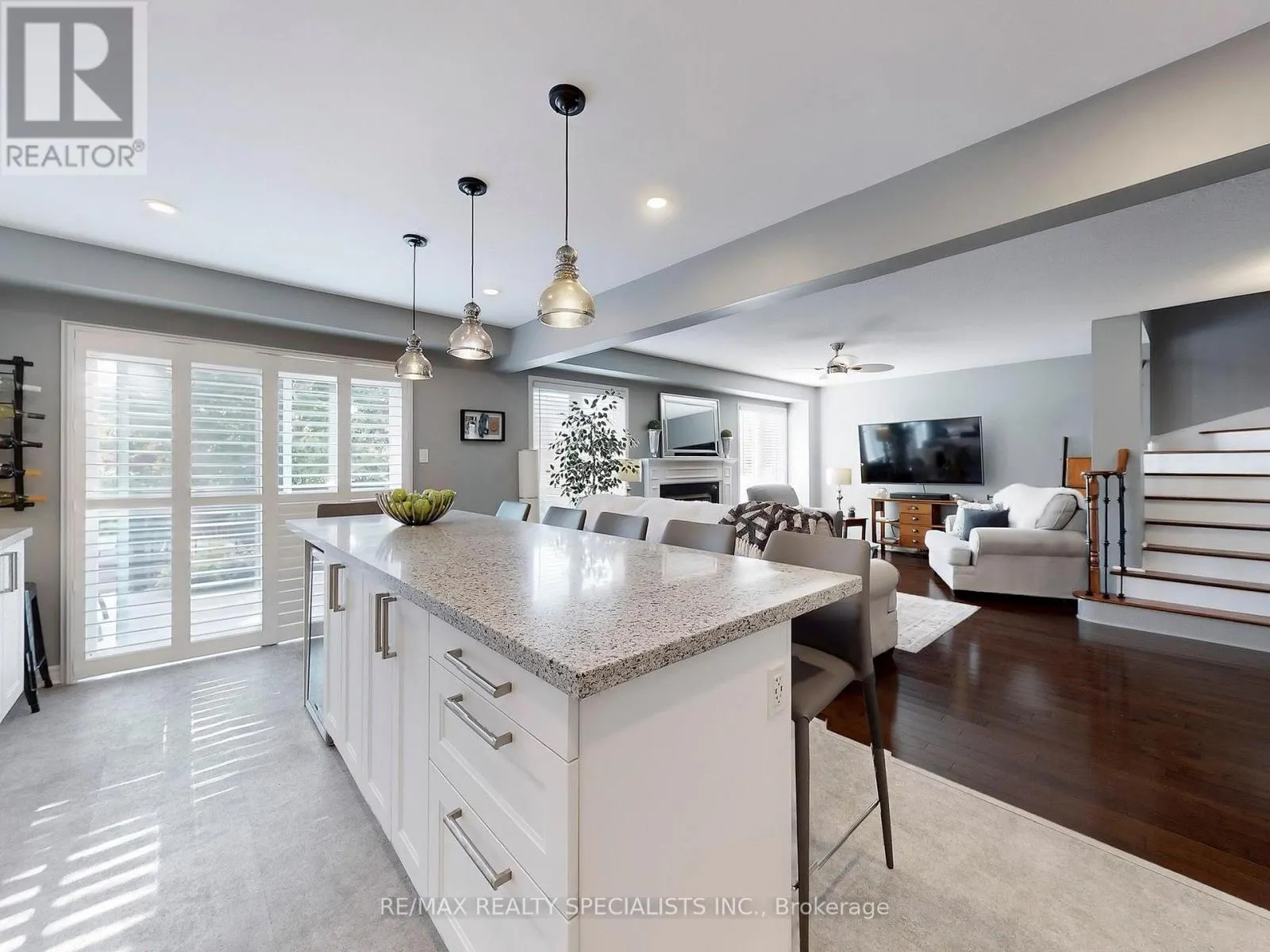 1166 COSTIGAN ROAD