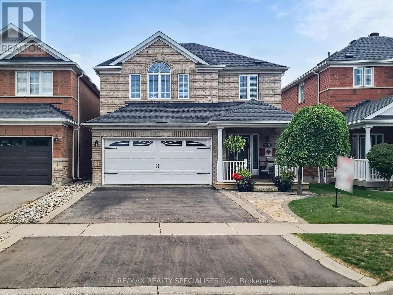 1166 COSTIGAN ROAD