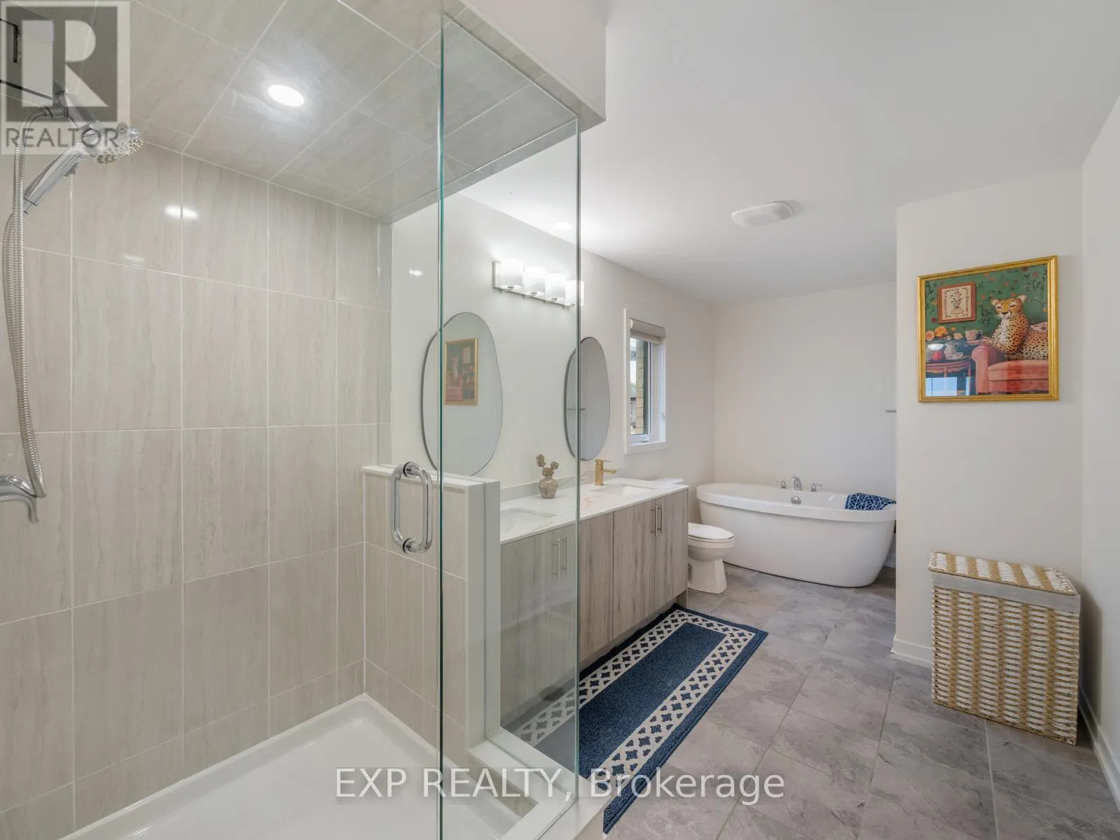 1476 ROSE WAY